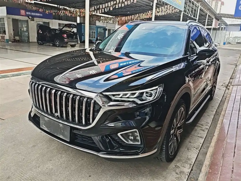 Hongqi HS5