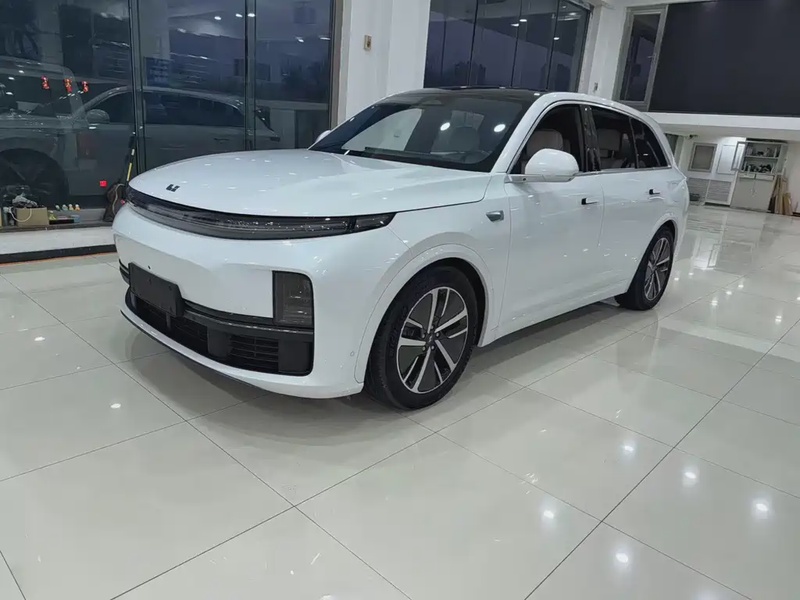 Li Auto L7