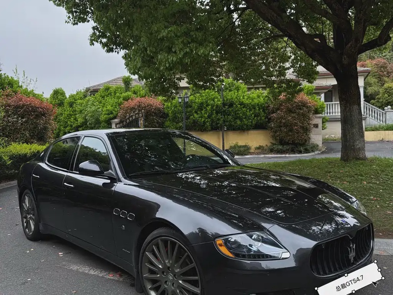 Maserati Quattroporte