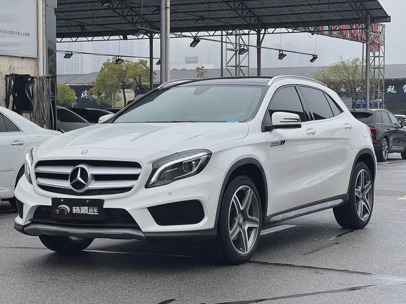 Mercedes-Benz GLA-Class