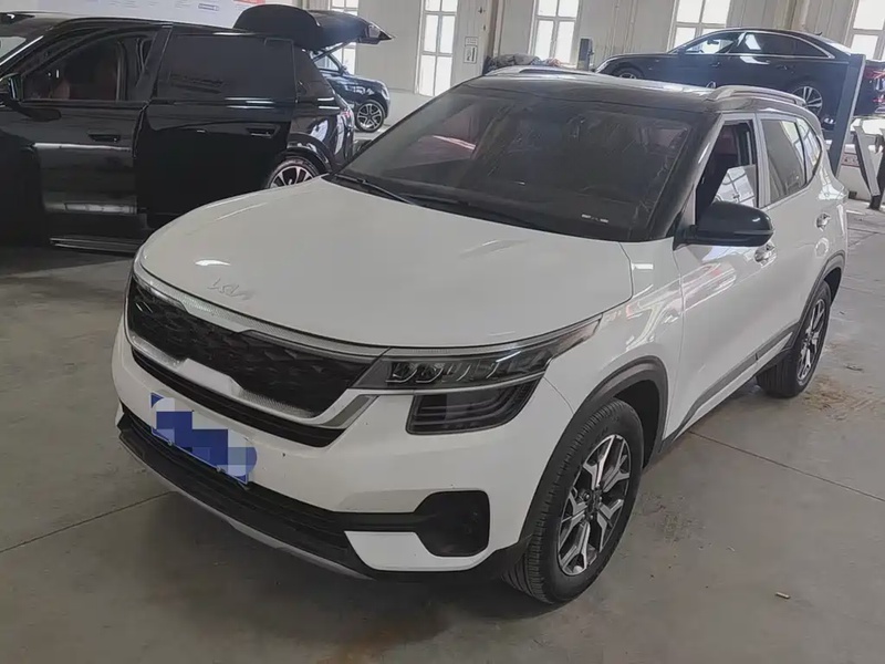 Kia KX3