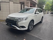 Mitsubishi Outlander 2023