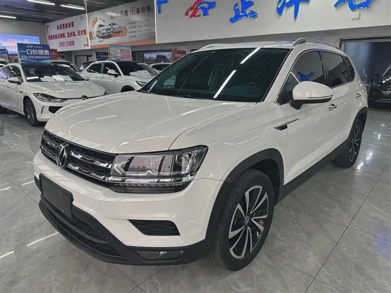 Volkswagen Tharu