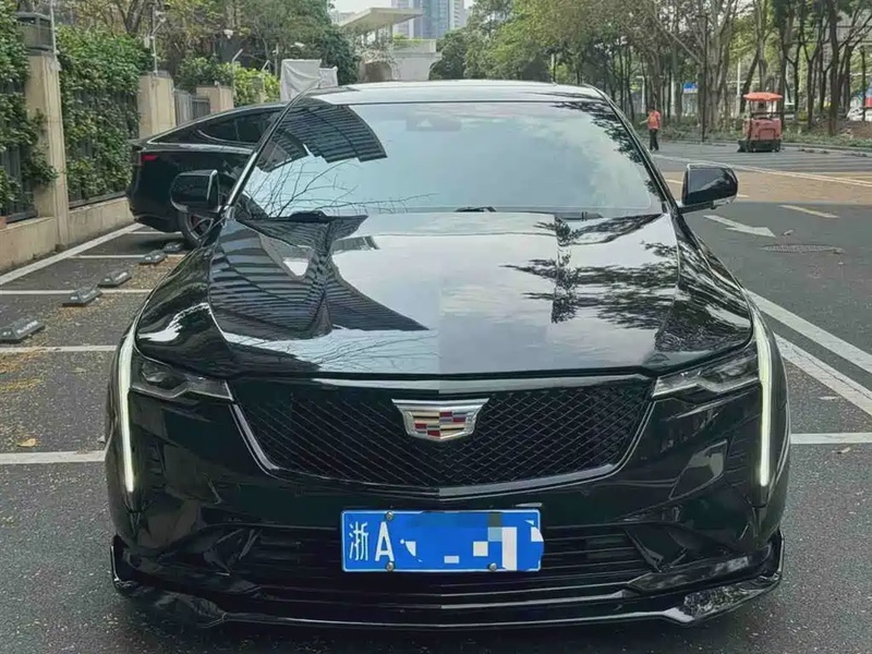Cadillac CT4