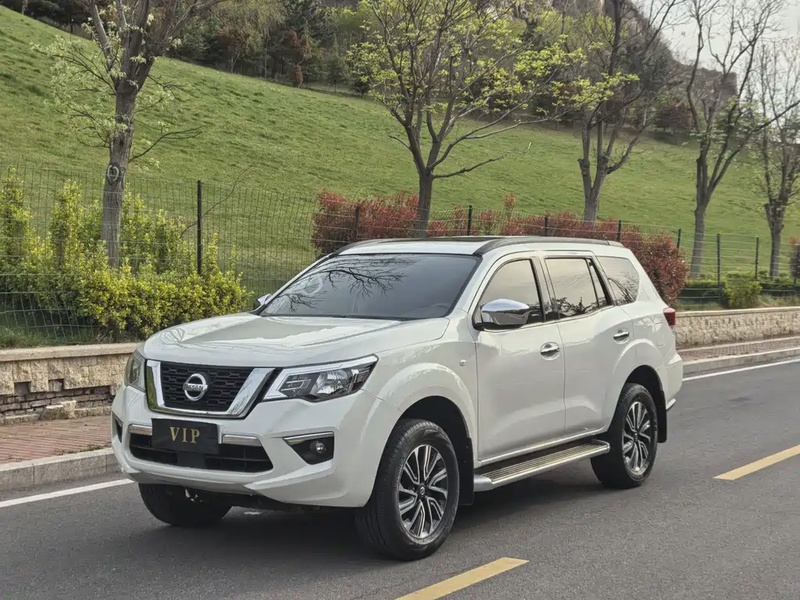 Nissan Terra