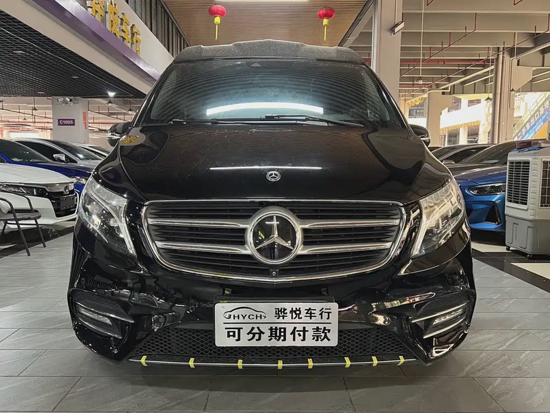 Mercedes-Benz V-Class