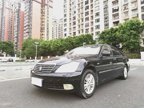 Toyota Crown 2005