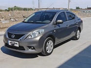 Nissan Sunny 2012