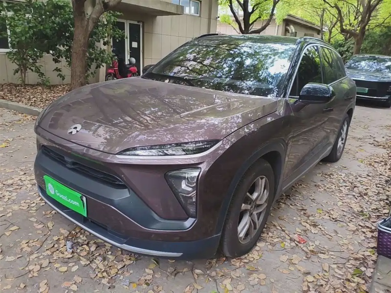NIO ES6