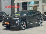 NIO ES8 2025