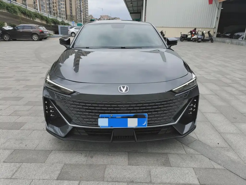 Changan UNI-V