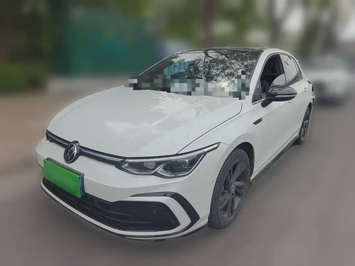 Volkswagen Golf 2021