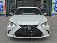 Lexus ES 2023