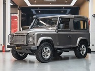 Land Rover Defender 2011