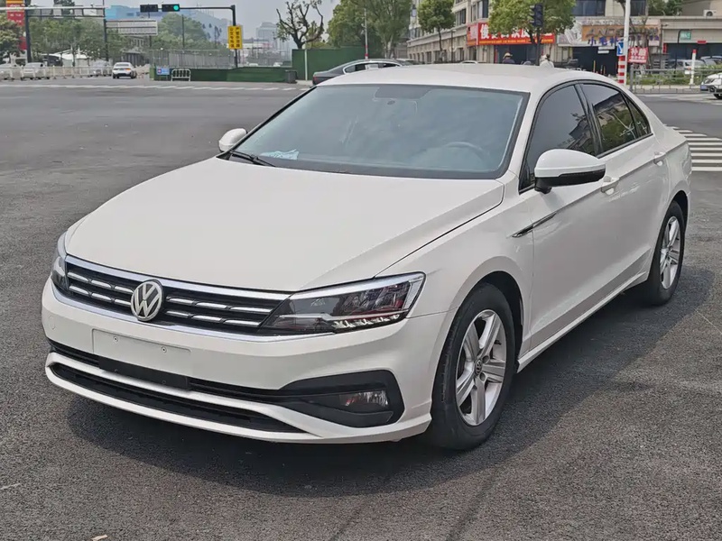Volkswagen Lamando