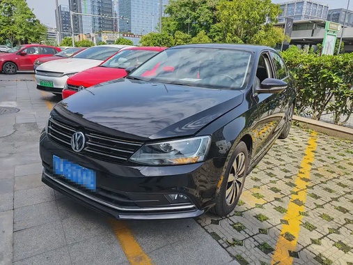 Volkswagen Sagitar 2018