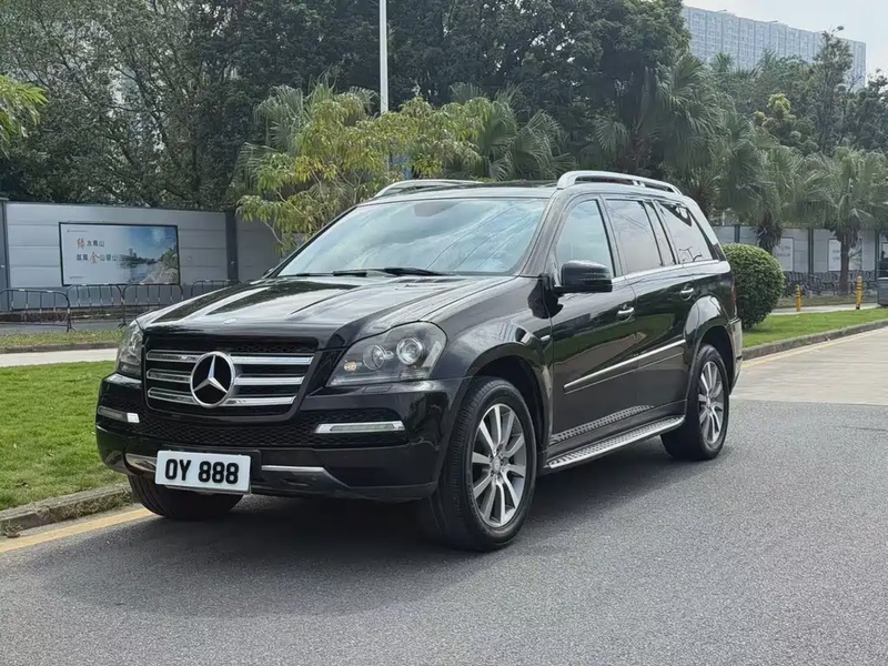 Mercedes-Benz GL-Class