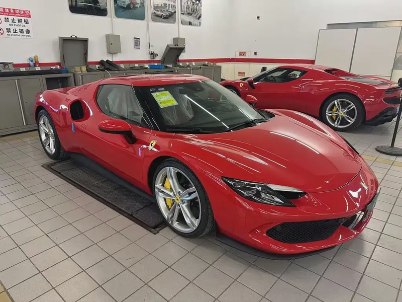 Ferrari 296