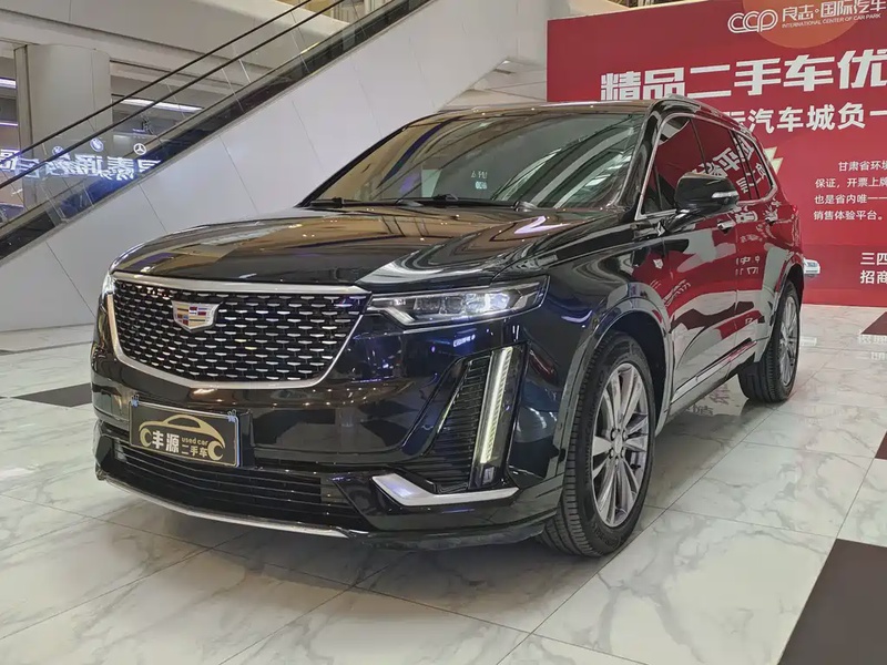 Cadillac XT6