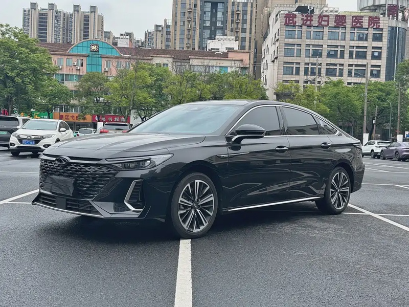 Chery Arrizo 8