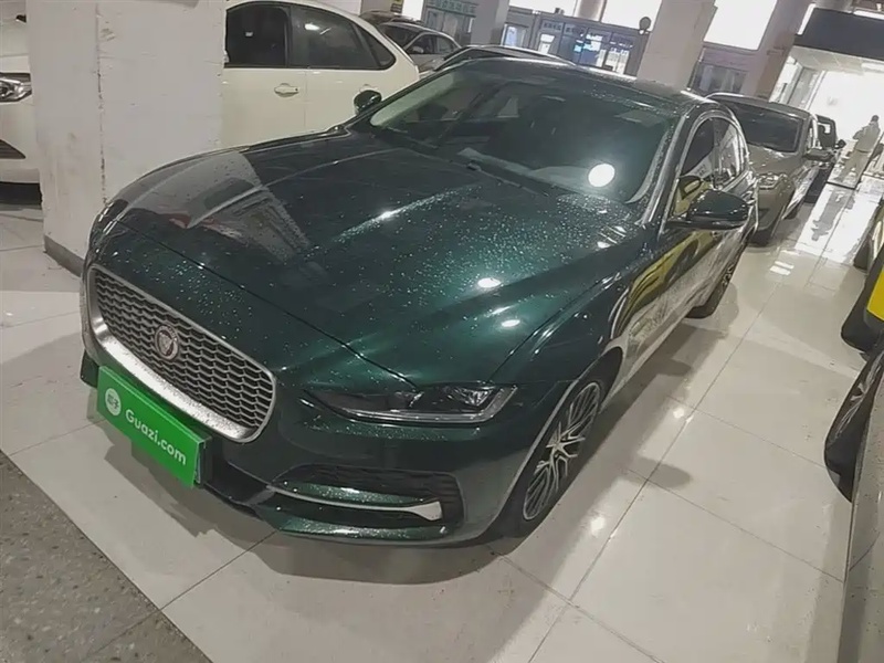Jaguar XE