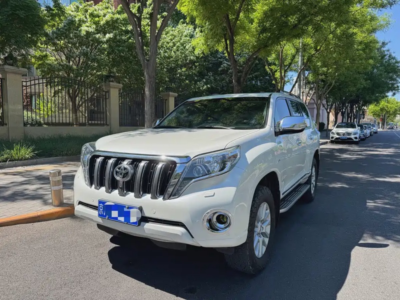 Toyota Prado