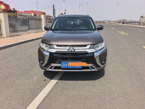 Mitsubishi Outlander 2021