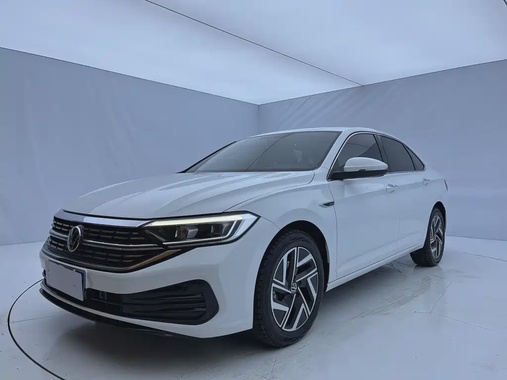 Volkswagen Sagitar 2022