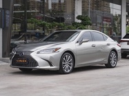 Lexus ES 2020