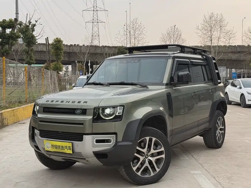 Land Rover Defender 2022