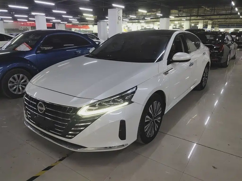 Nissan Teana