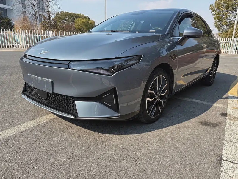 XPeng P5
