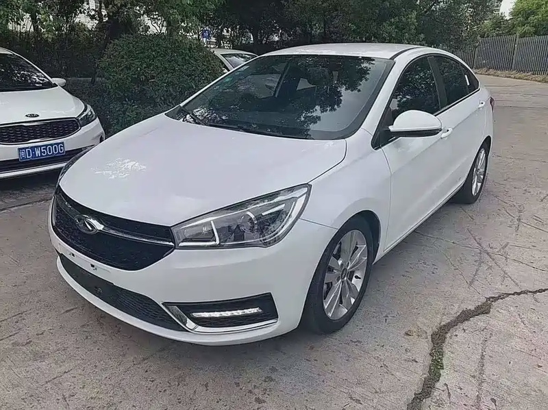 Chery Arrizo 5