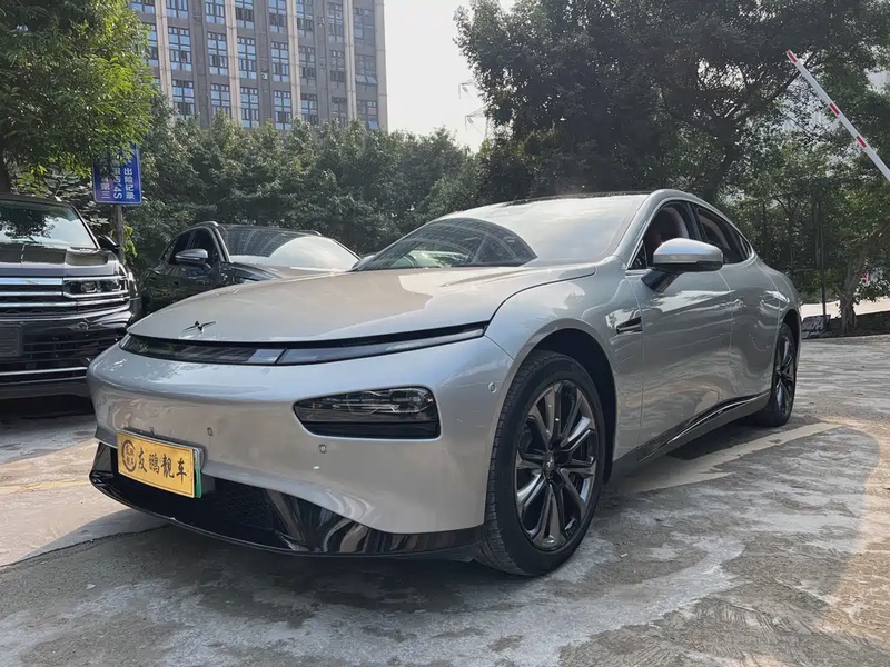 XPeng P7