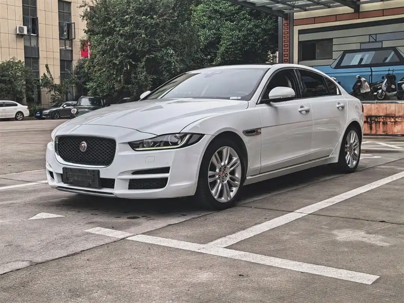 Jaguar XEL