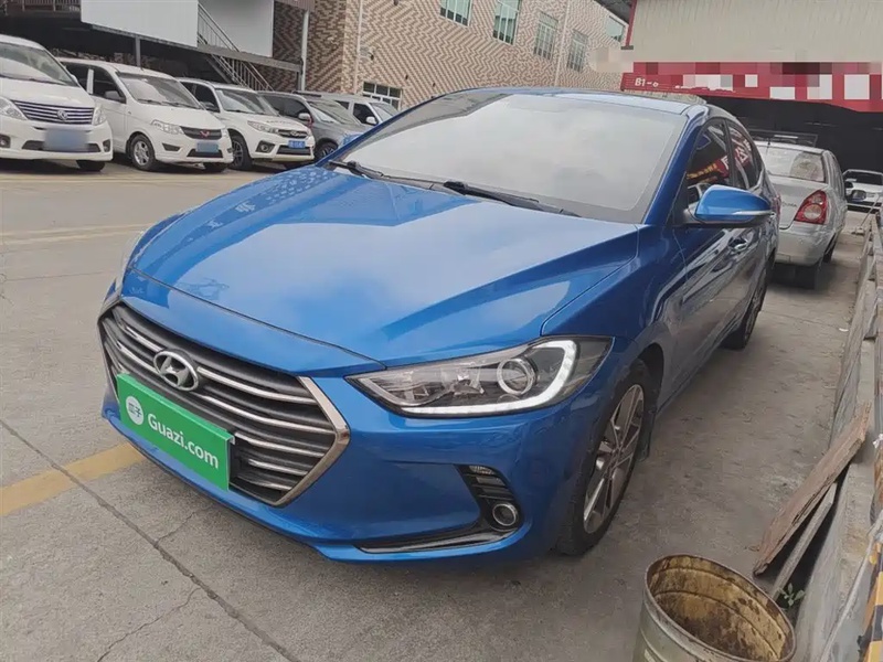 Hyundai Elantra