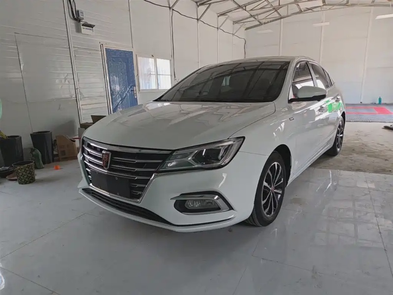 Roewe i5