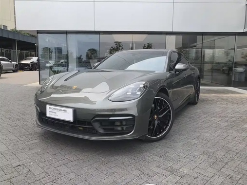 Porsche Panamera 2022