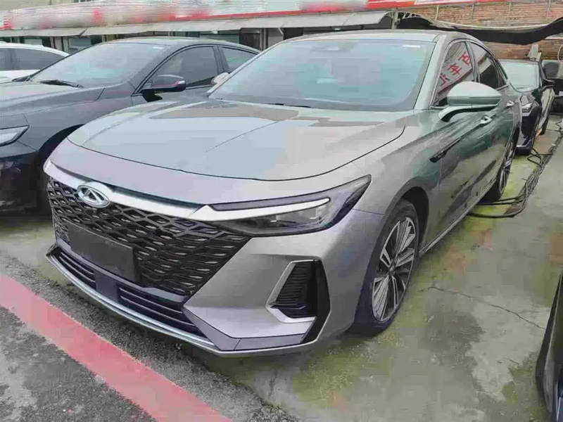 Chery Arrizo 8
