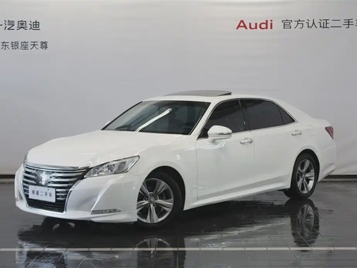 Toyota Crown 2016