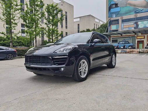 Porsche Macan 2015