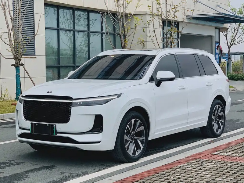 Li Auto ONE
