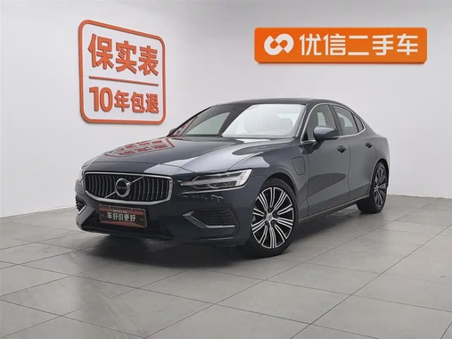 Volvo S60 2022