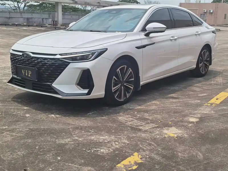 Chery Arrizo 8