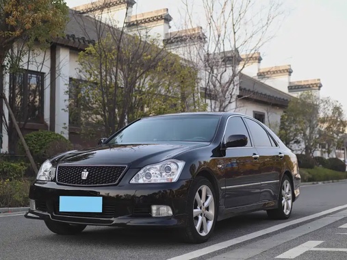 Toyota Crown 2008