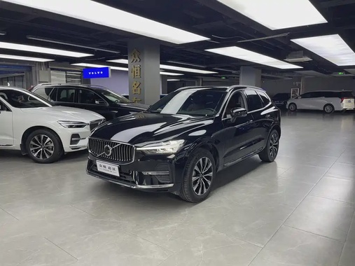 Volvo XC60 2022
