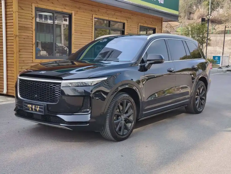 Li Auto ONE