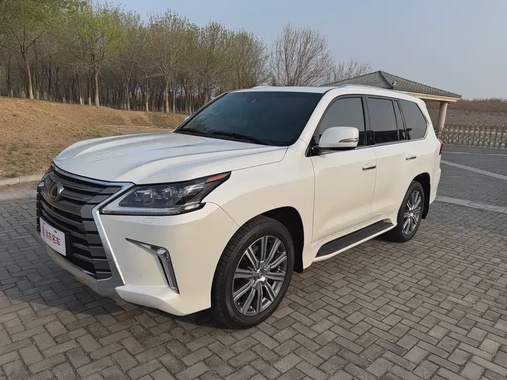Lexus LX 2017