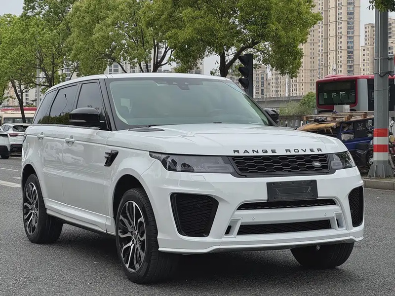 Land Rover Sport