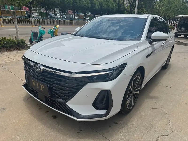 Chery Arrizo 8